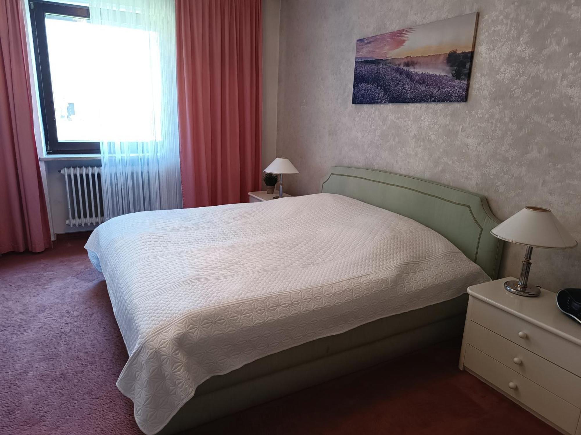 Accommodatie bij particulieren Mit Sonnenaufgang, Kuehlschrank, Ventilator Und Ruhiger Innenhof Obergeschoss Bei Koberstein *