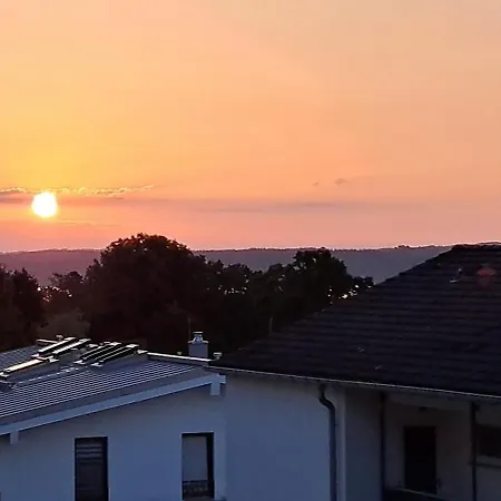 Zimmer Mit Sonnenaufgang Und Ruhiger Innenhof Obergeschoss Bei Koberstein Tutzing Exterior photo