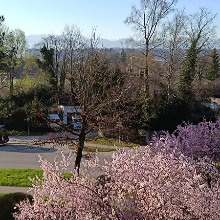 Zimmer Mit Sonnenaufgang Und Ruhiger Innenhof Obergeschoss Bei Koberstein Tutzing Exterior photo