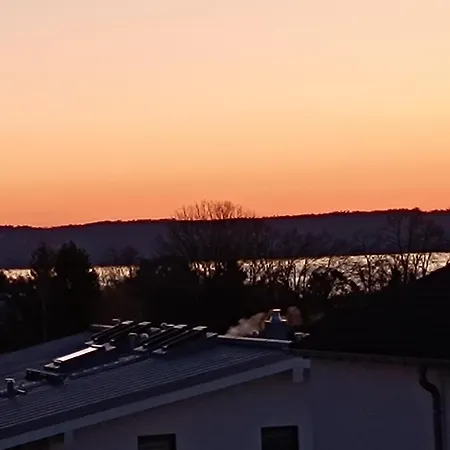Zimmer Mit Sonnenaufgang Und Ruhiger Innenhof Obergeschoss Bei Koberstein Tutzing Exterior photo