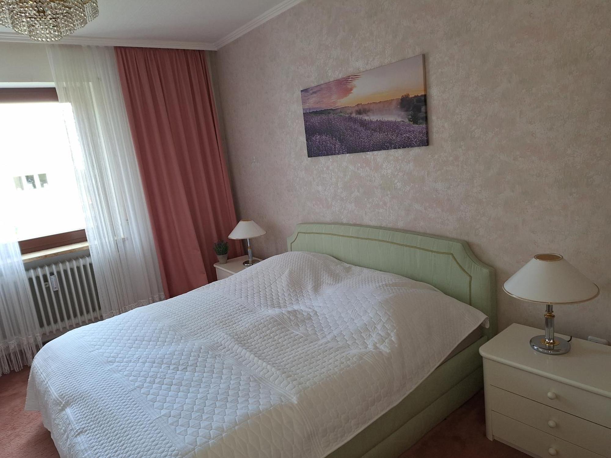 Mit Sonnenaufgang Und Ruhiger Innenhof Obergeschoss Bei Koberstein Tutzing
