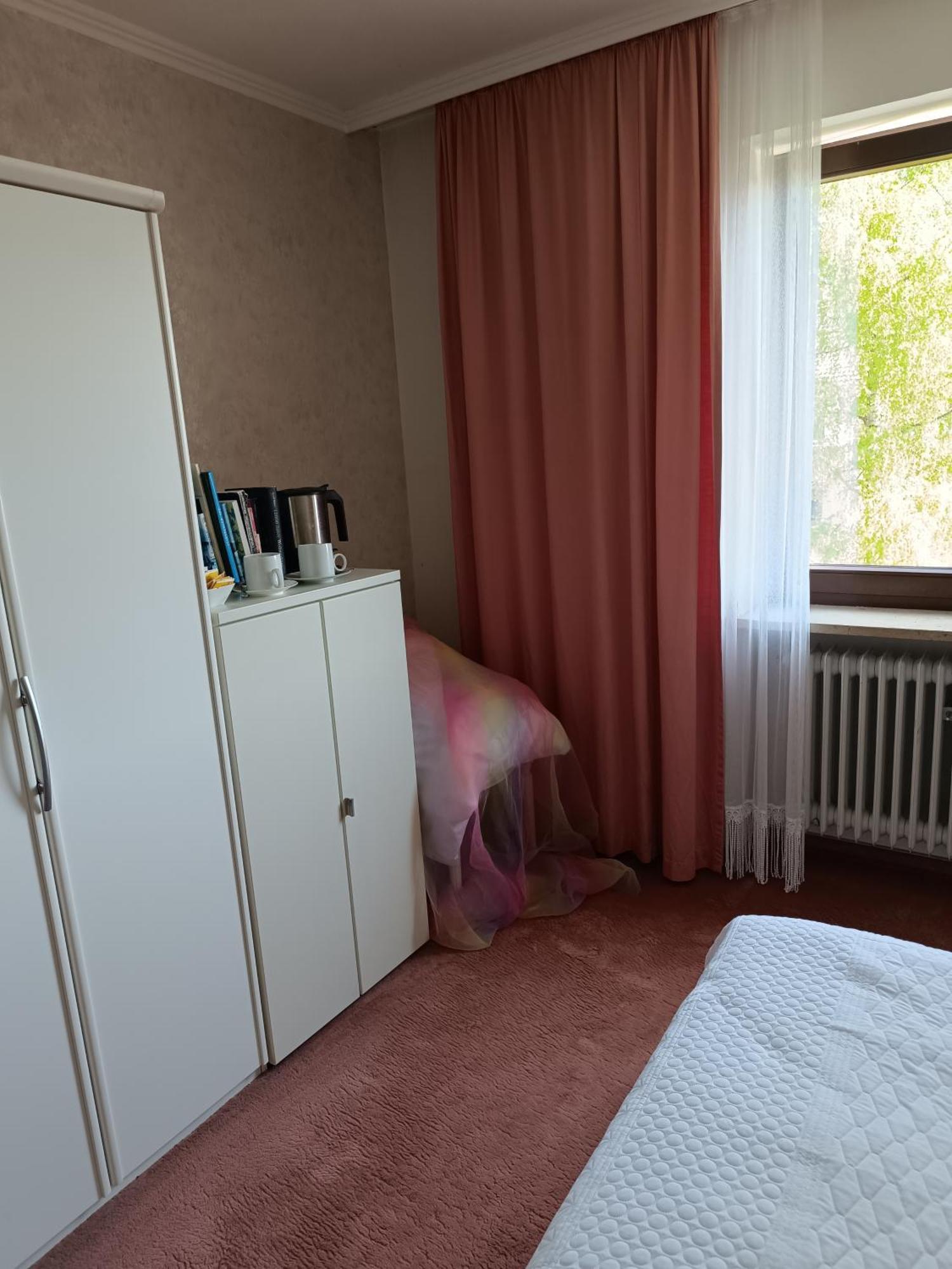 Mit Sonnenaufgang Und Ruhiger Innenhof Obergeschoss Bei Koberstein Tutzing