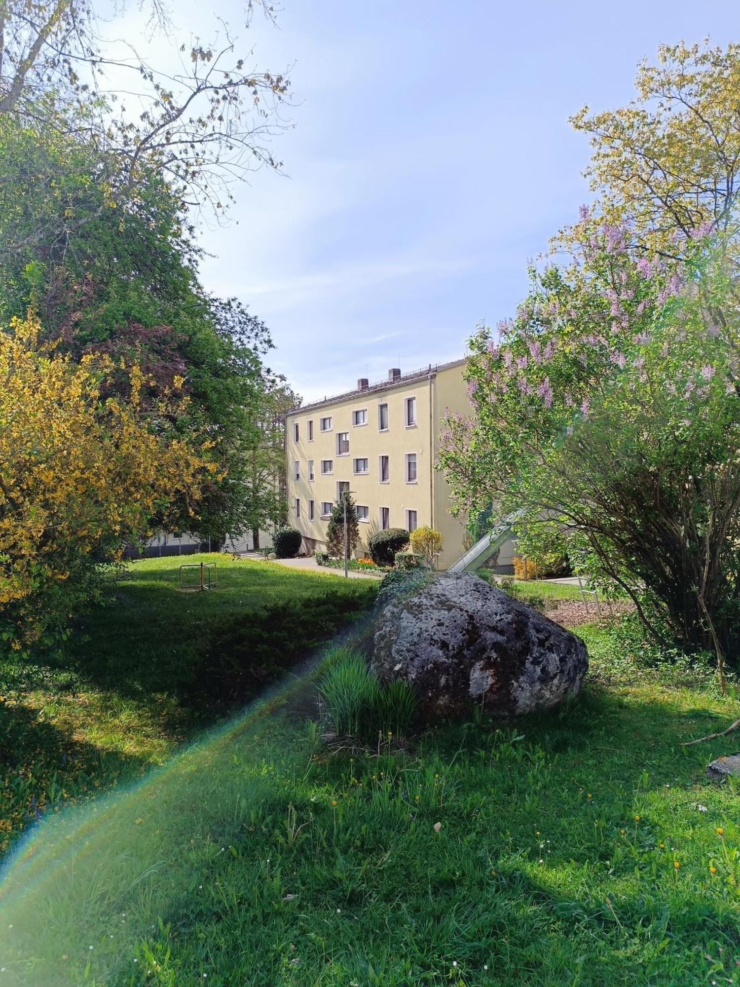 Mit Sonnenaufgang Und Ruhiger Innenhof Obergeschoss Bei Koberstein Homestay Tutzing
